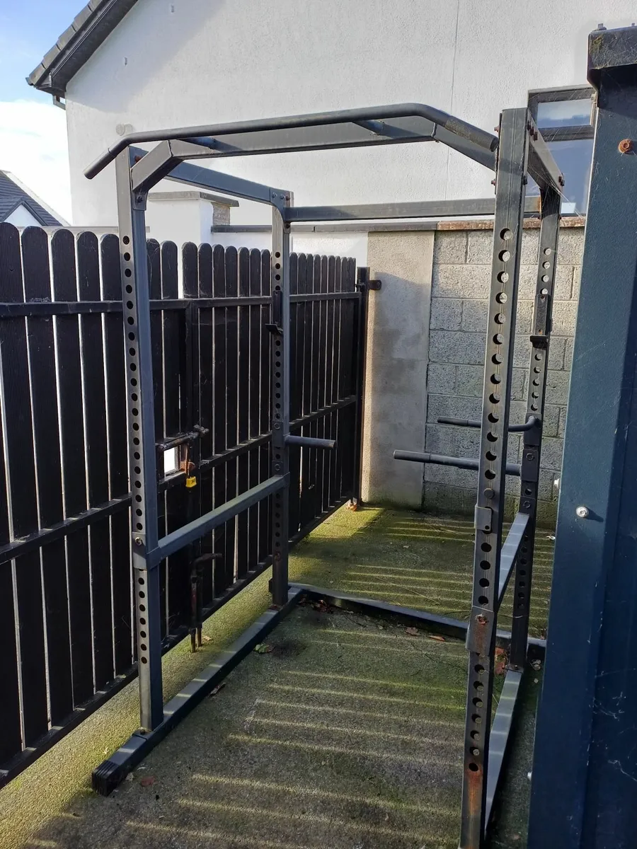 Semi-commercial power rack - Image 1