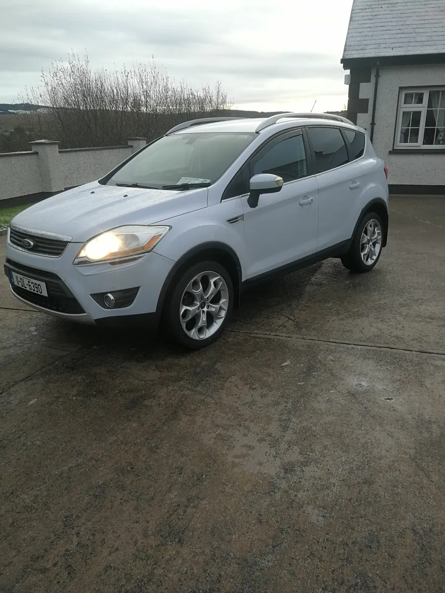 Ford Kuga 2011 - Image 1