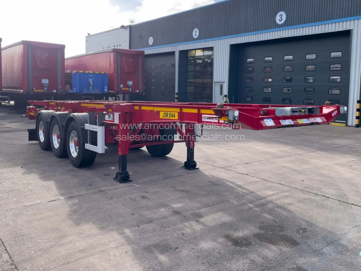2021 DENNISON SLIDING SKELETAL TRAILER - Image 1
