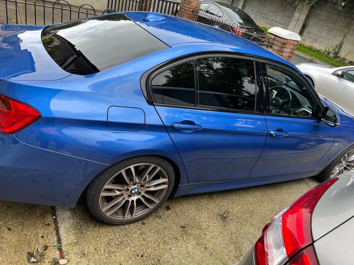 BMW 3-Series 2015 - Image 3
