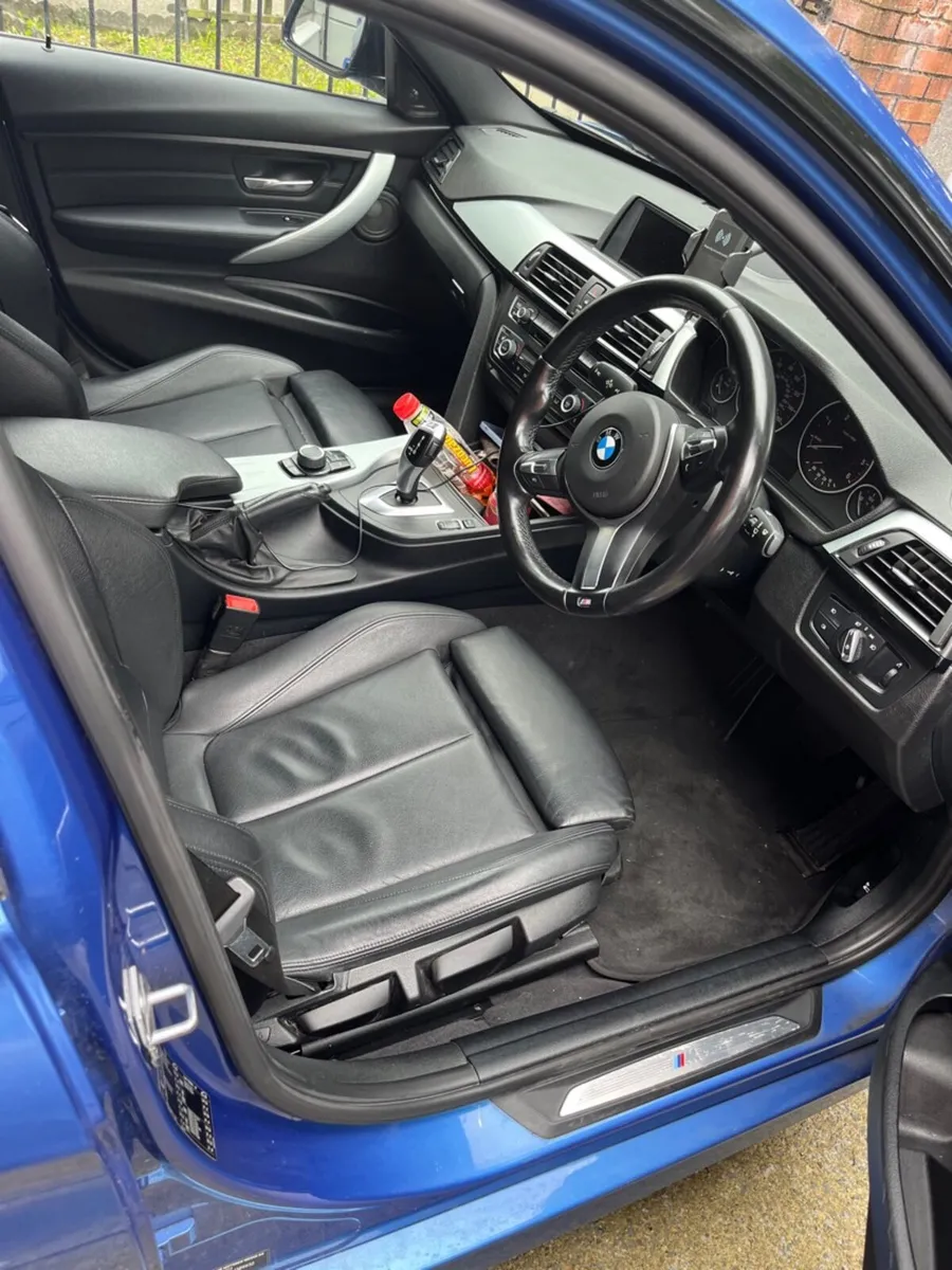 BMW 3-Series 2015 - Image 4