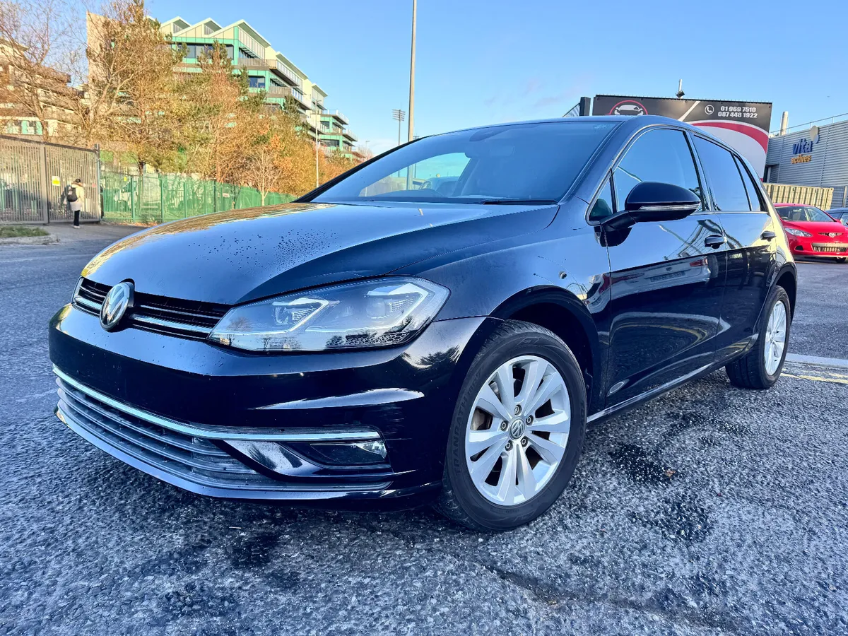 VOLKSWAGON GOLF 2017 BLACK - Image 2