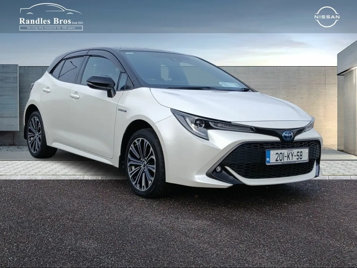 Toyota Corolla 1.8 Hybrid Luna Sport Hatchback - Image 1