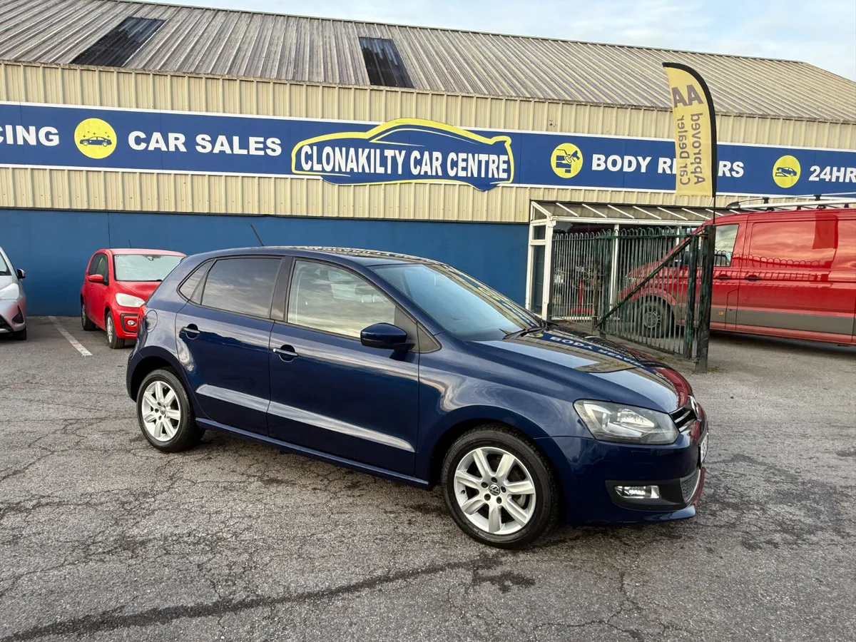 One Owner Vw Polo 1.2 Petrol Tsi Automatic - Image 4