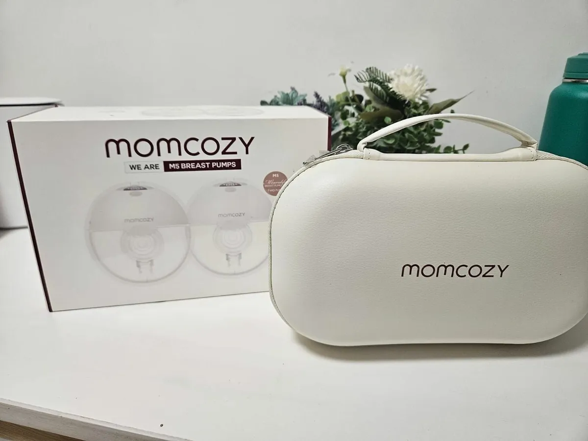 Momcozy M5 electric breast pump wearable - Image 1