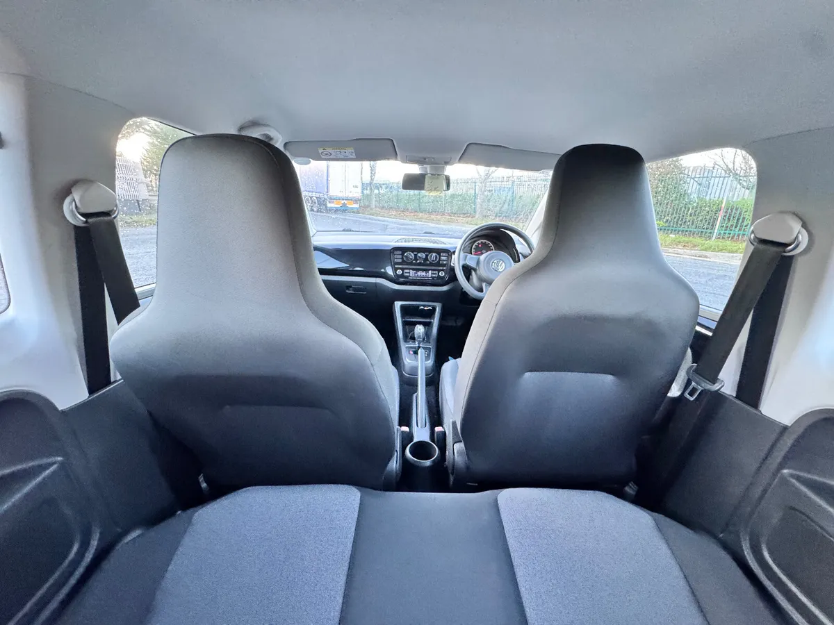 VOLKSWAGON UP 2014 BLACK - Image 10