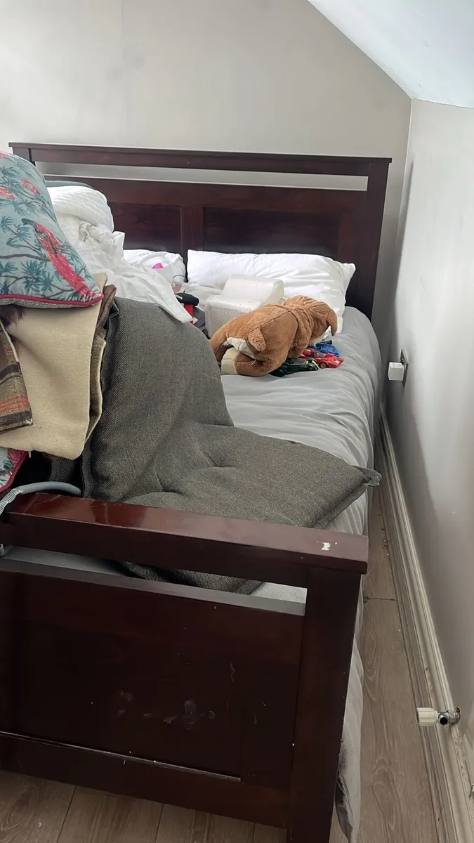 Free bed double bed and mattress - Image 1