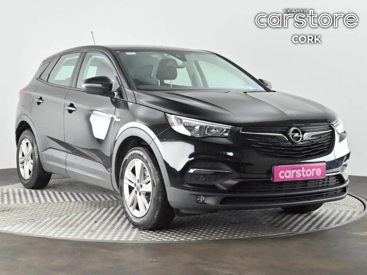 Opel Grandland X SC 1.2i 130PS 6 Speed - Image 1