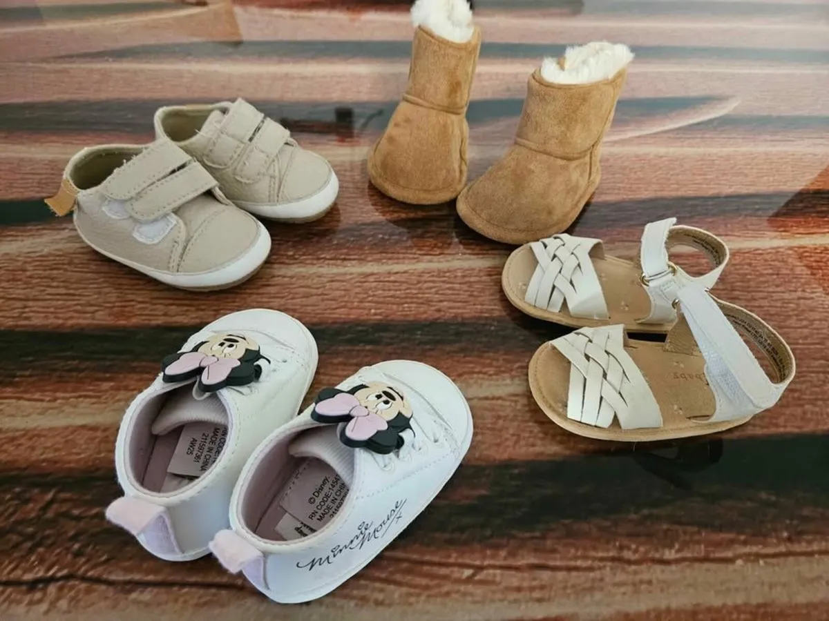 Baby girl bundle 0-6 months - Image 2