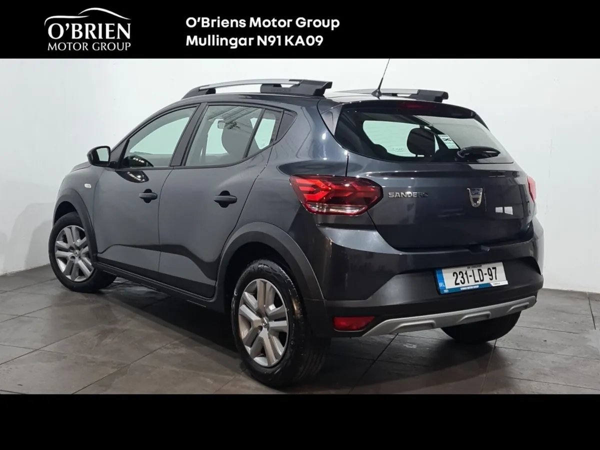 Dacia Sandero Stepway TCe 90 STEPWAY Essential - Image 3
