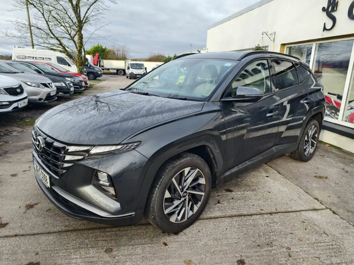 Hyundai Tucson 2WD Executive - Image 4