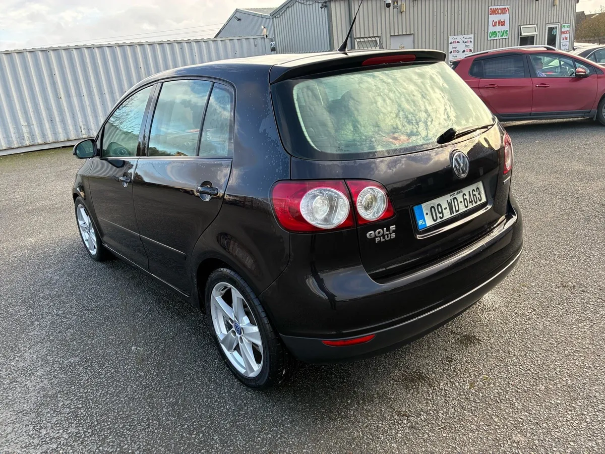 Volkswagon Golf + - Image 2