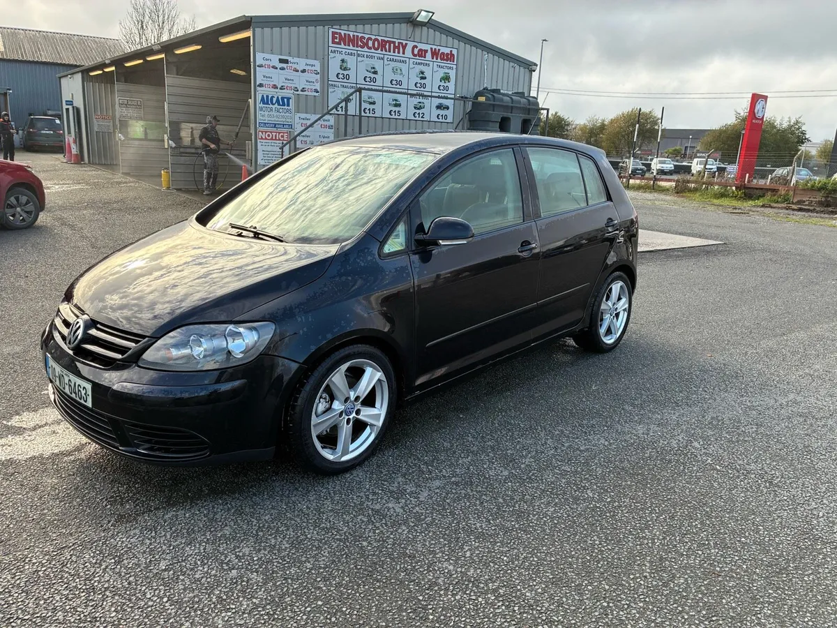 Volkswagon Golf + - Image 3