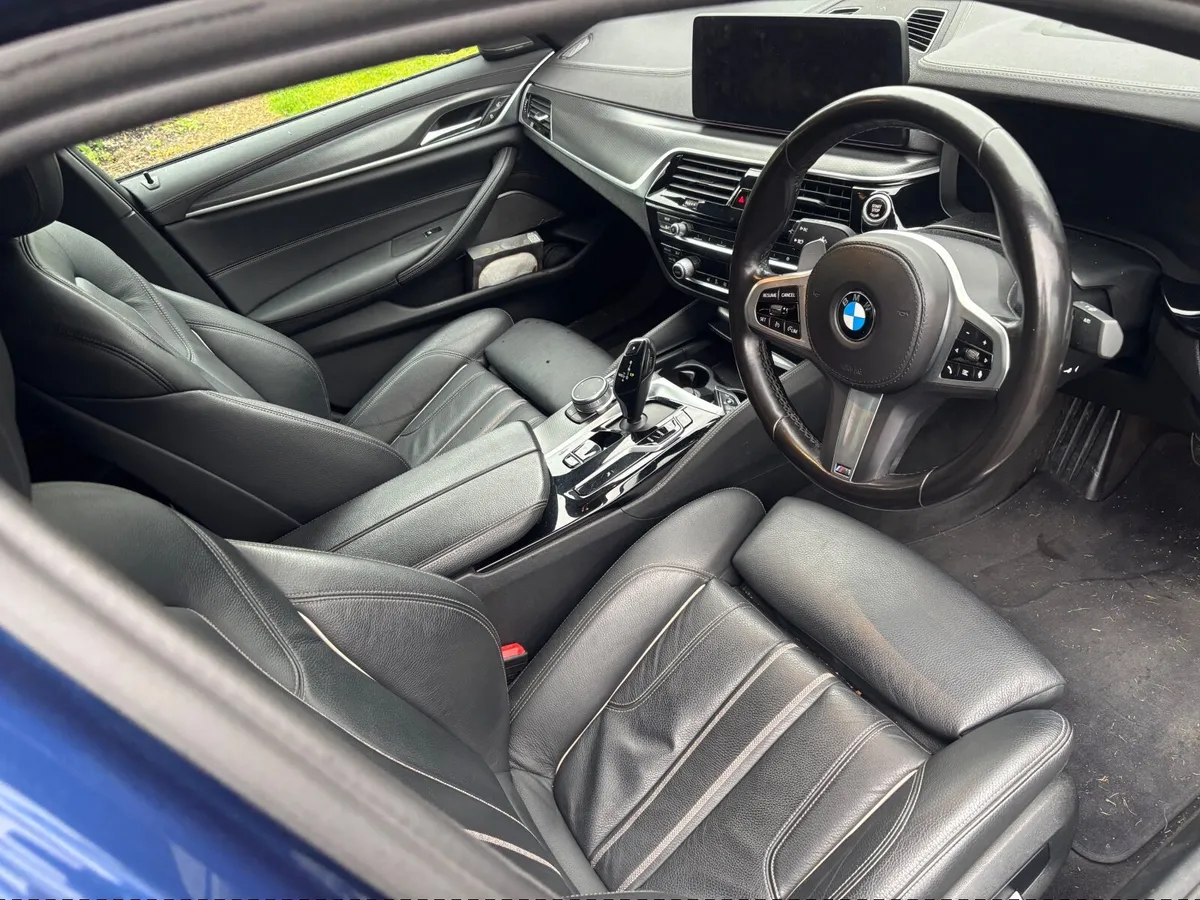 BMW 5-Series 2022 - Image 3