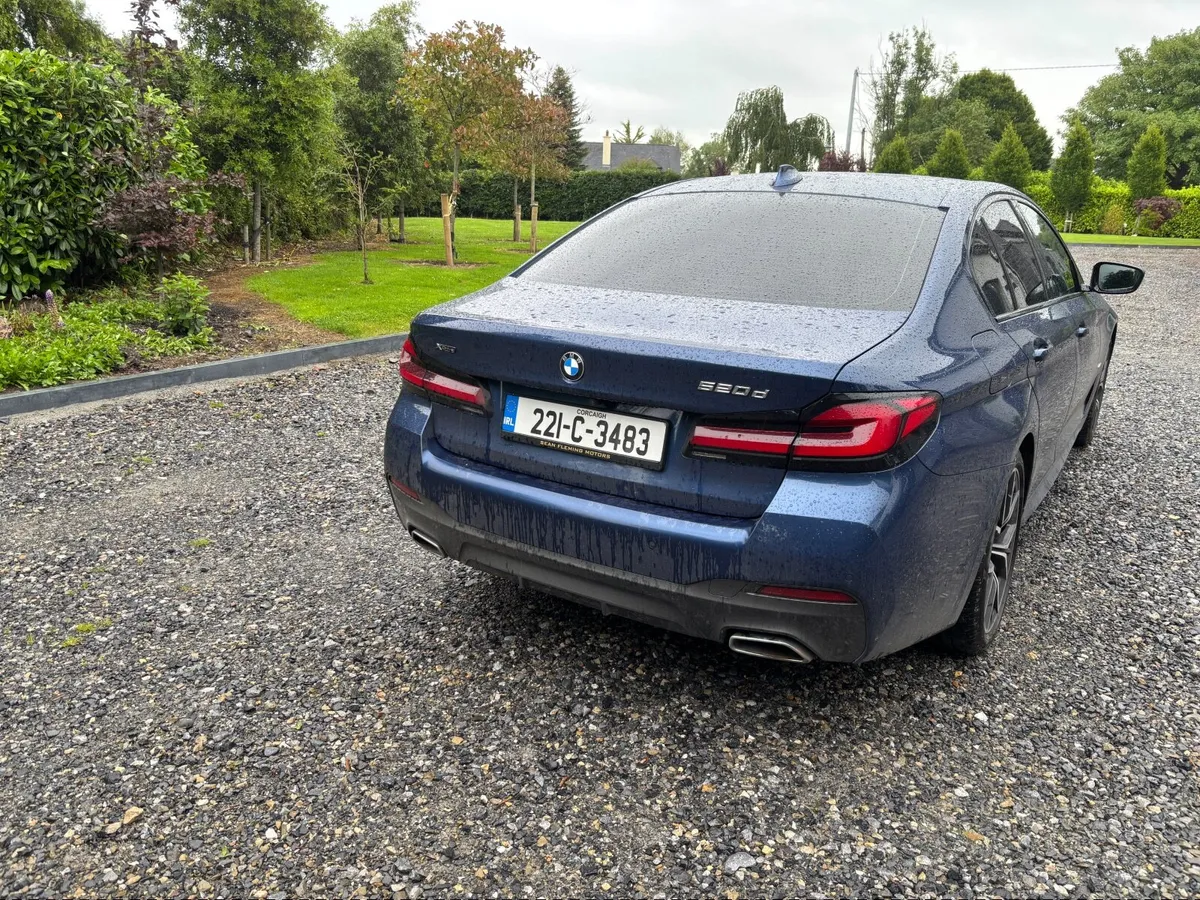 BMW 5-Series 2022 - Image 4