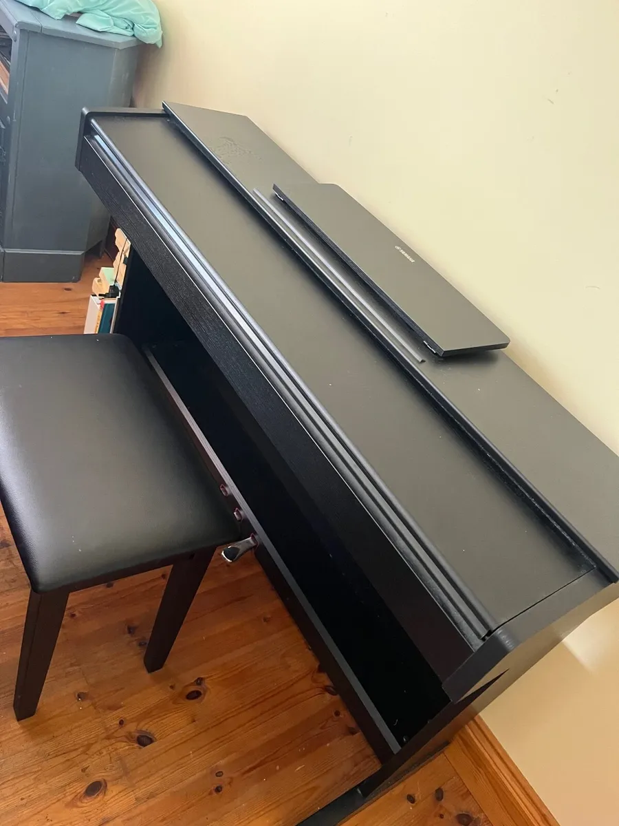 Yamaha YDP-143 Digital Piano - Image 1