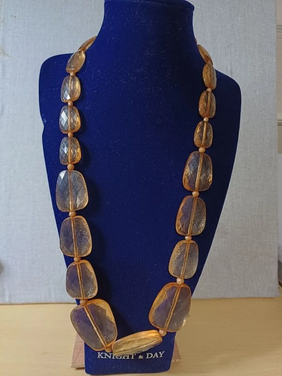 costume necklaces - Image 4