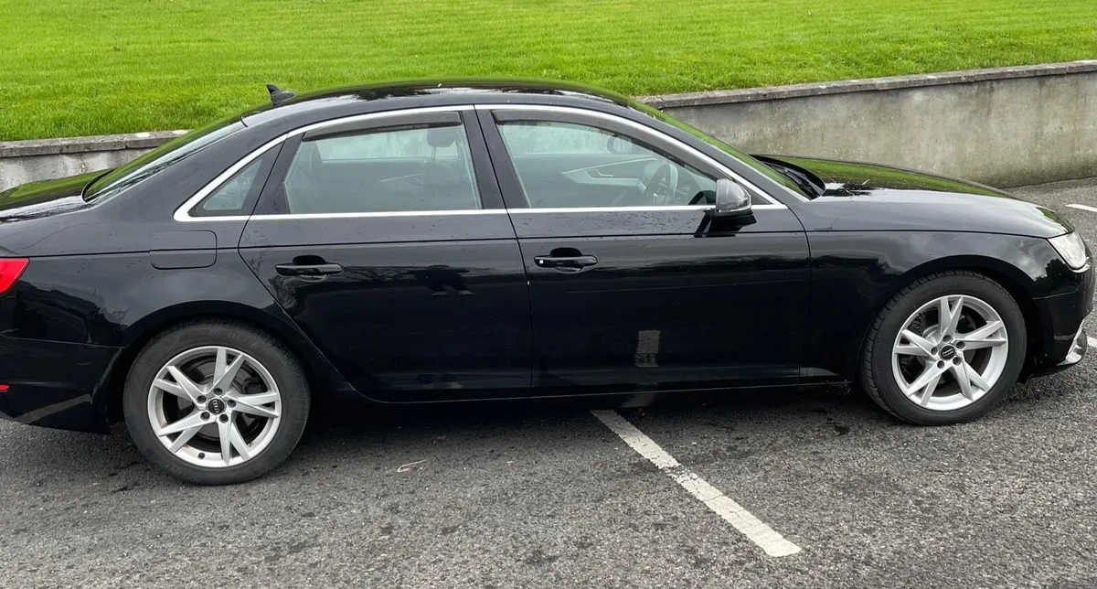 Audi A4 2016 - Image 3