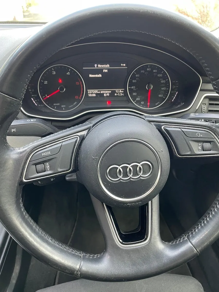 Audi A4 2016 - Image 4