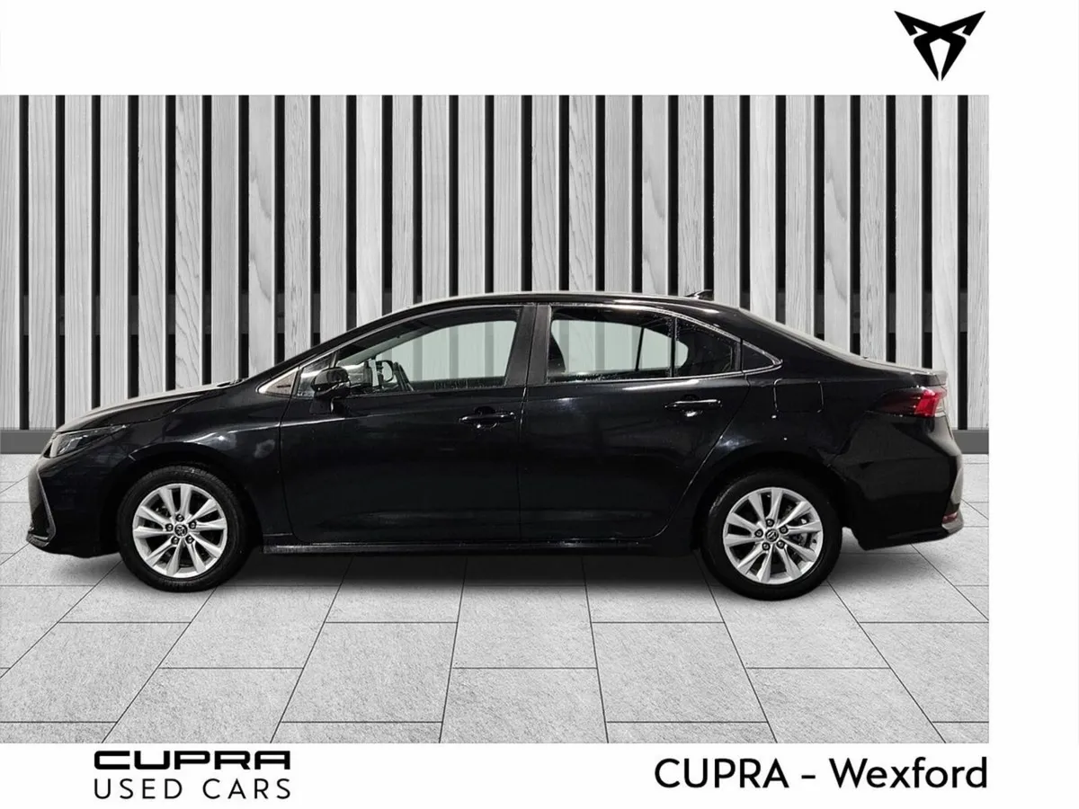 Toyota Corolla 1.8 Hybrid Luna Saloon €53 Per Week - Image 4