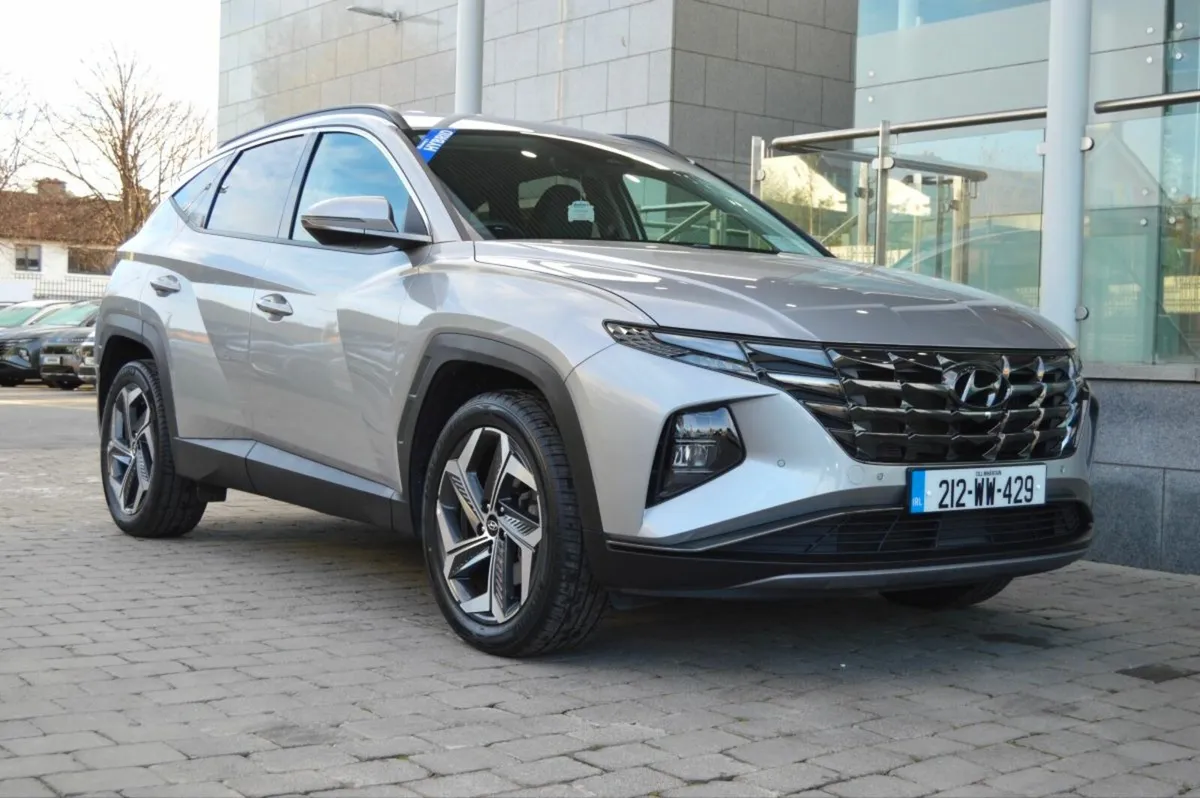 Hyundai Tucson 2WD Executive Plus HEV Auto - Image 4