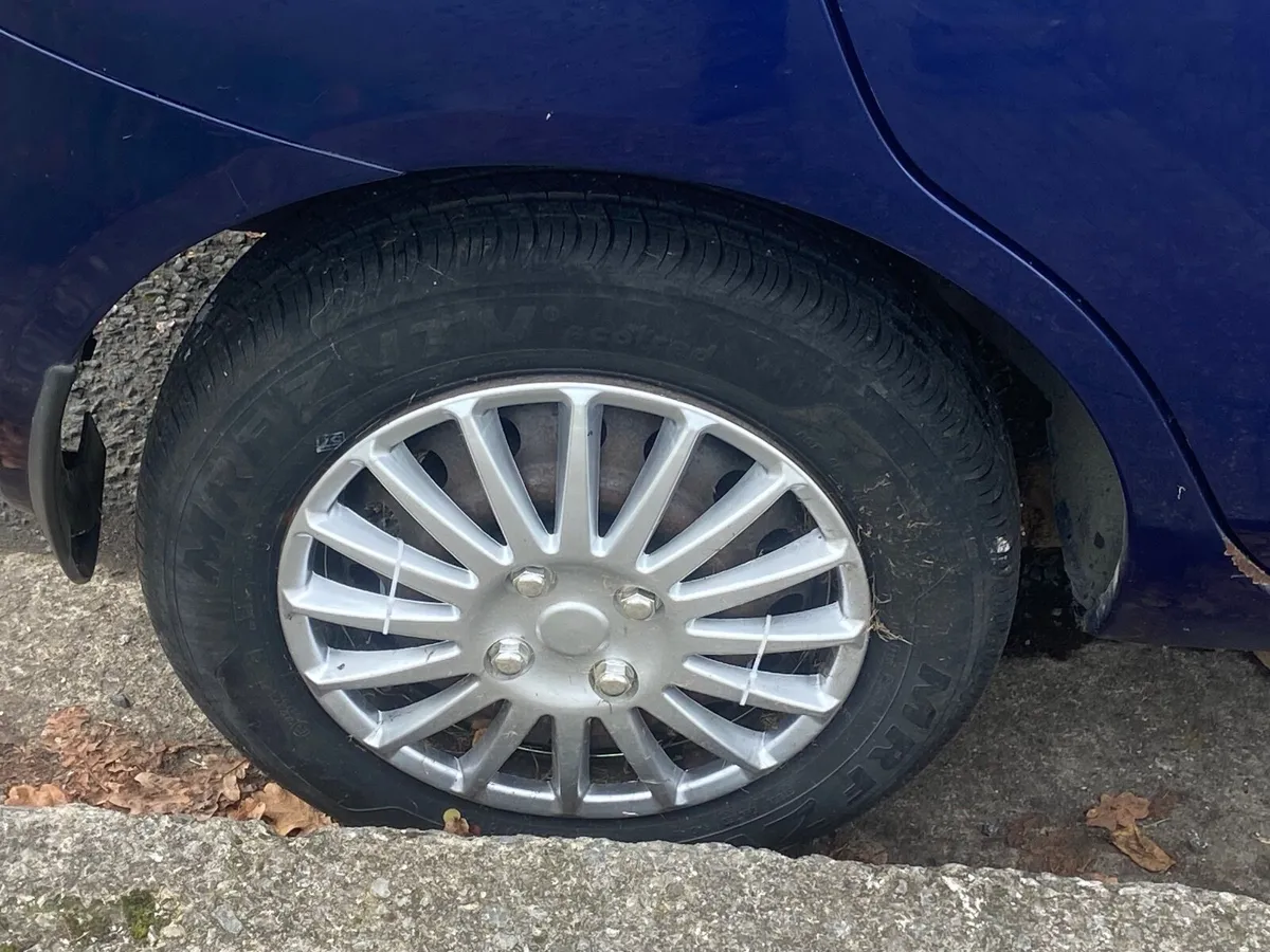 Nissan Micra 2005 - Image 3