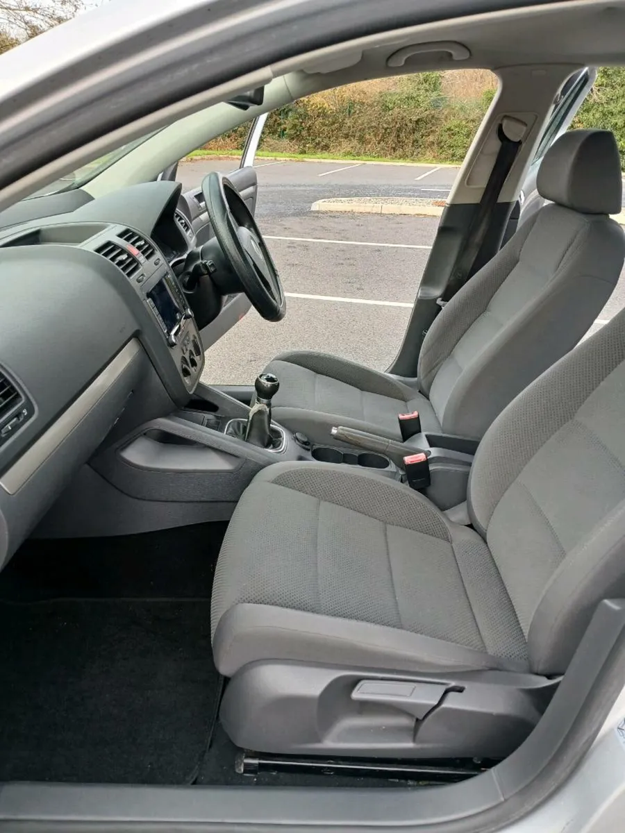 15 MONTHS NCT FSH ULTRA LOW KMS HIGH SPEC TAXED - Image 4