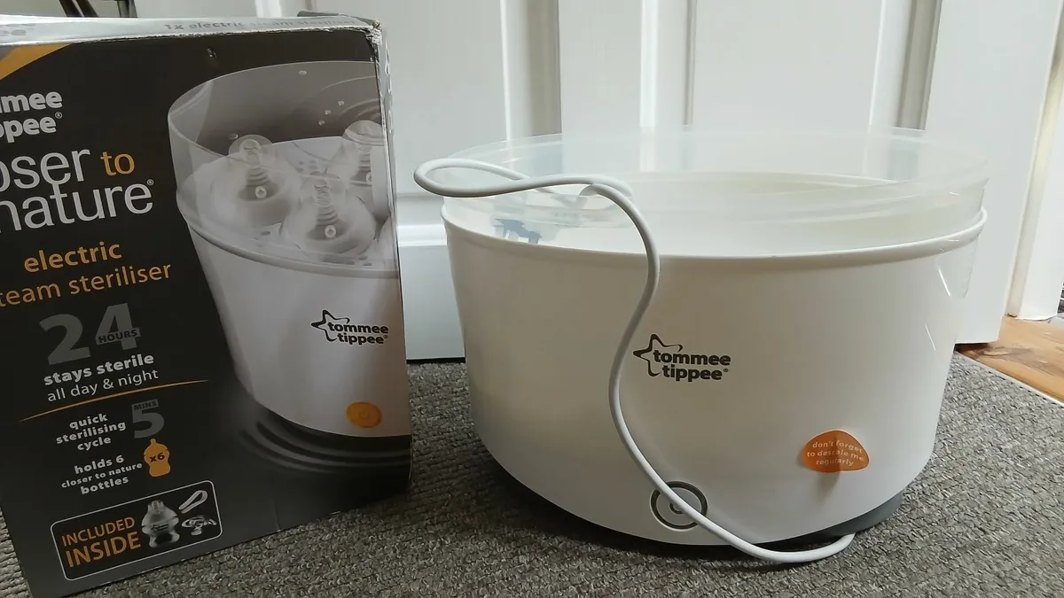 Baby Bundle - Steriliser, Bath, Feeding Cushion - Image 3