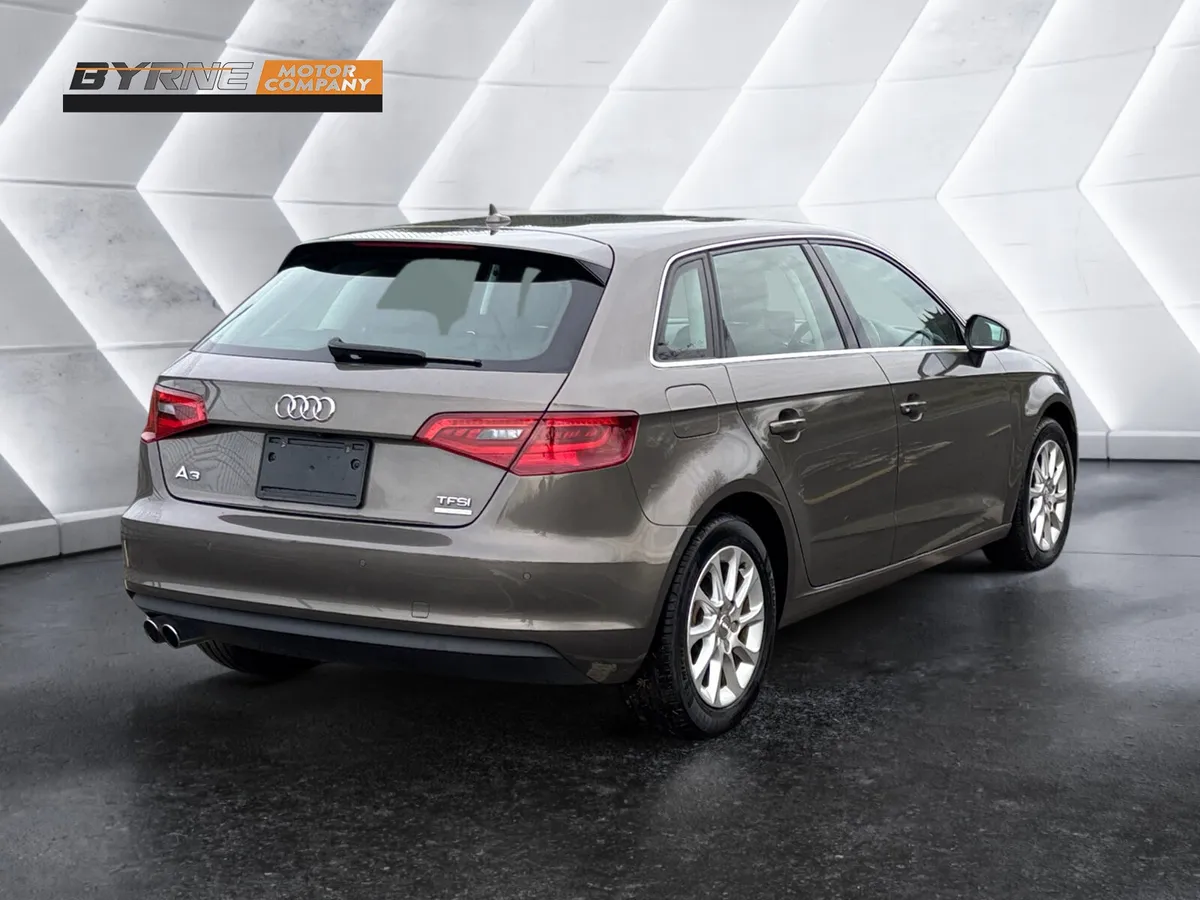 AUDI A3 1.4 TFSI AUTO 2015 - Image 4