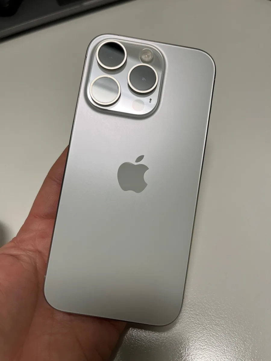 Iphone 15 pro 128gb - Image 1