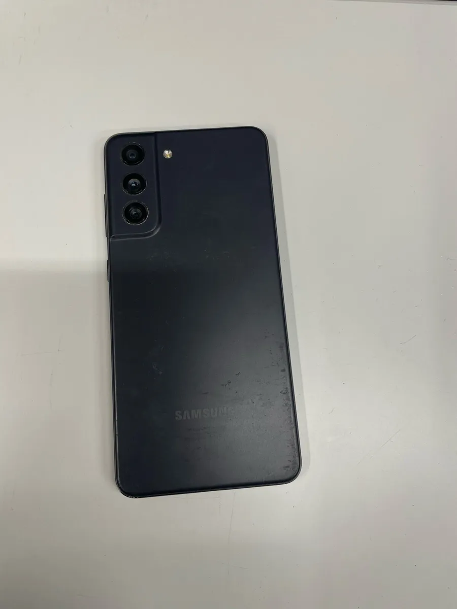 Samsung s21 fe 5g - Image 1