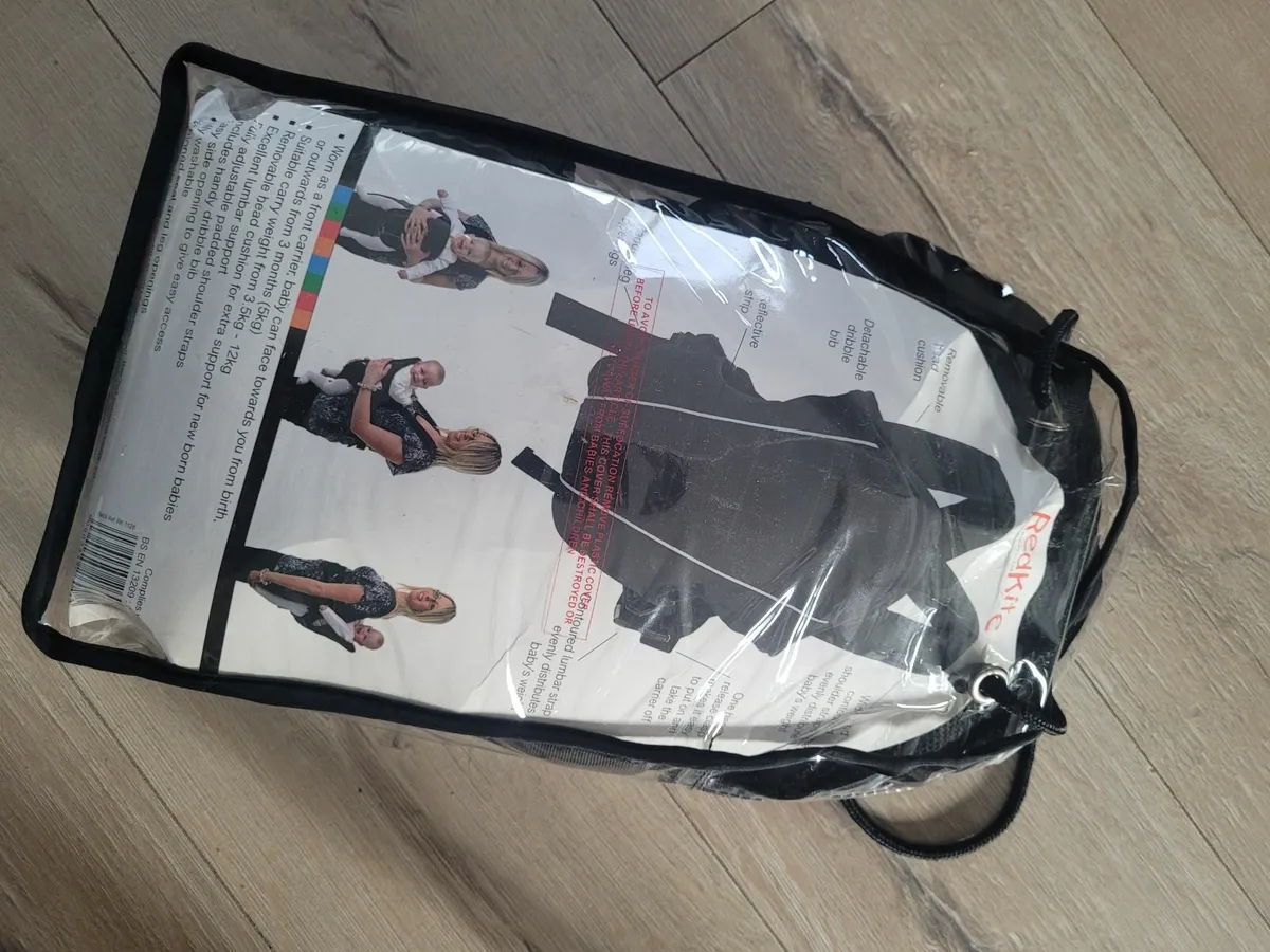 Baby carrier - Image 2