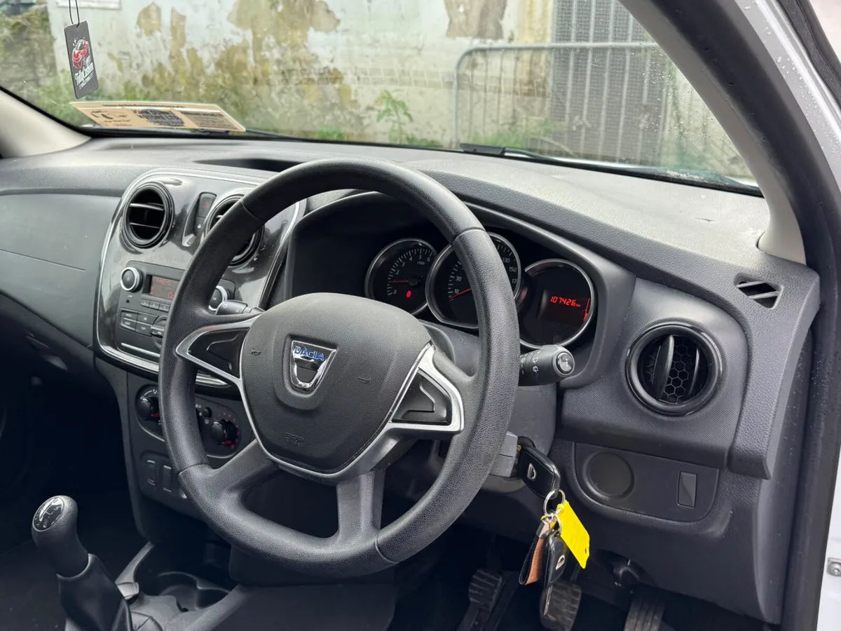 Dacia Sandero Low mileage Petrol - Image 3