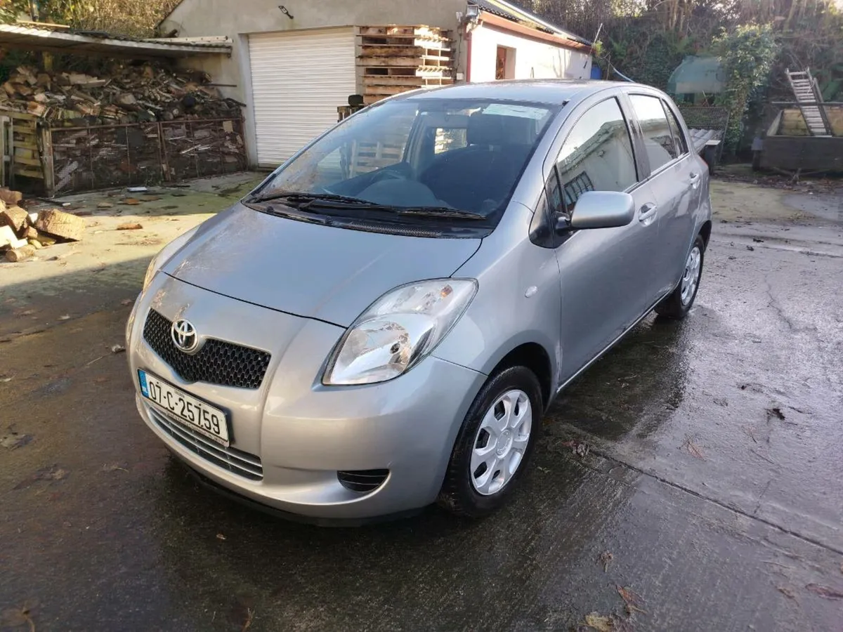 2007 Toyota yaris automatic - Image 1