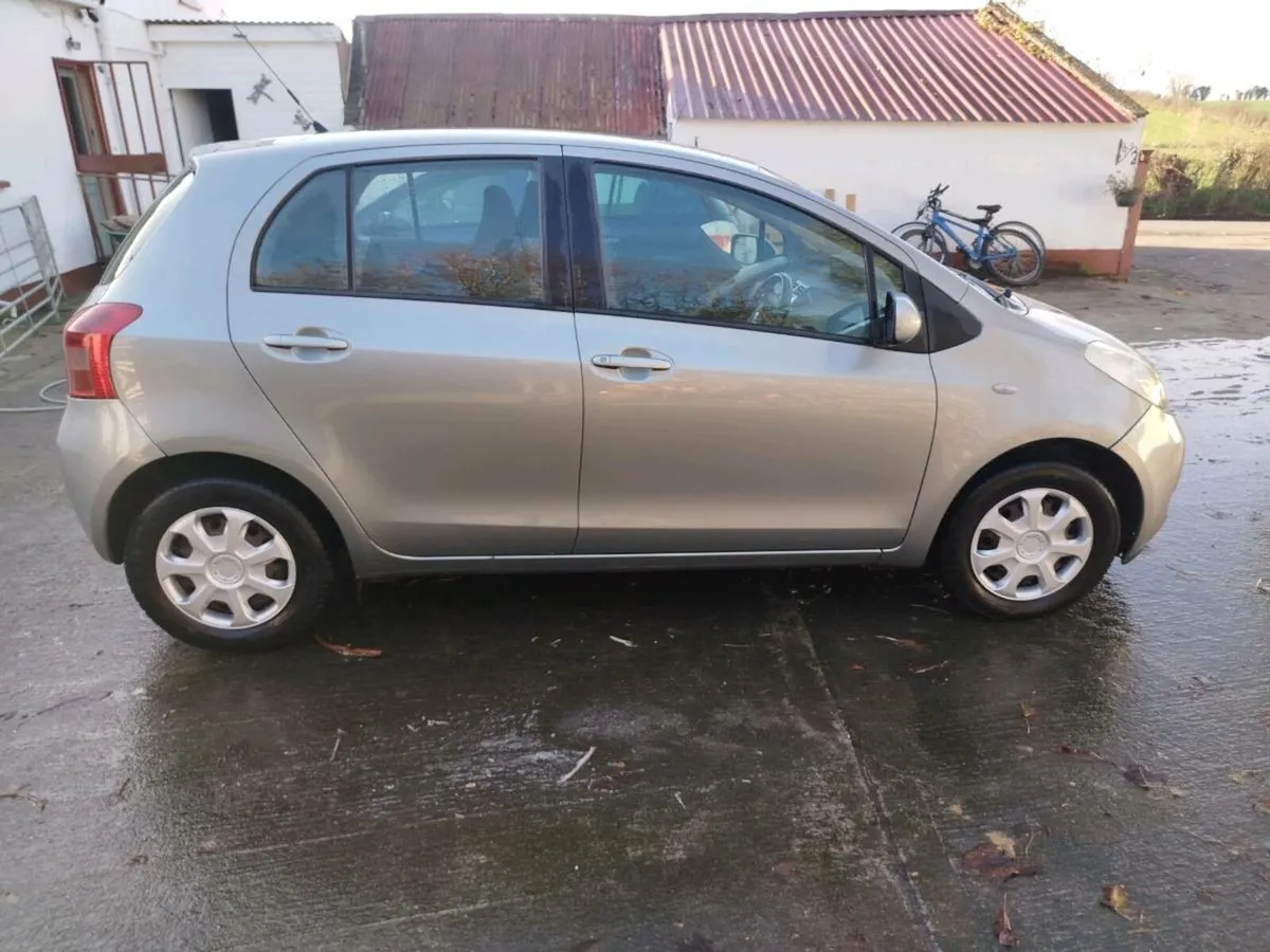 2007 Toyota yaris automatic - Image 4