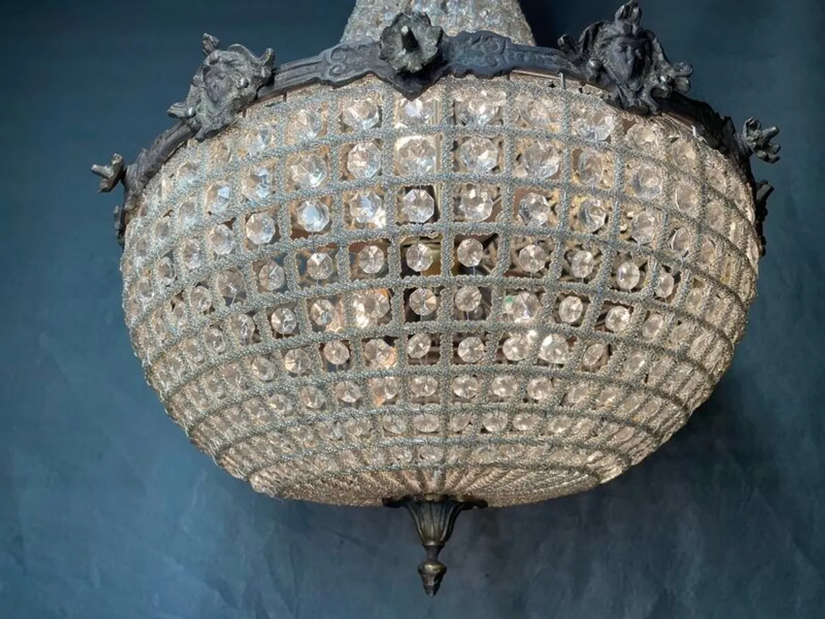 Beautiful Large French Style Basket Chandelier. - Image 2