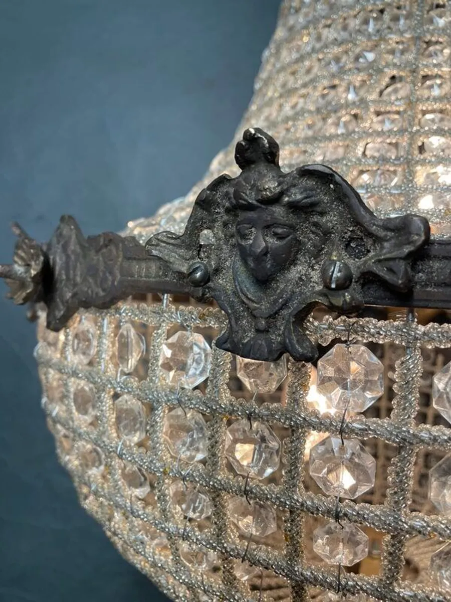 Beautiful Large French Style Basket Chandelier. - Image 3