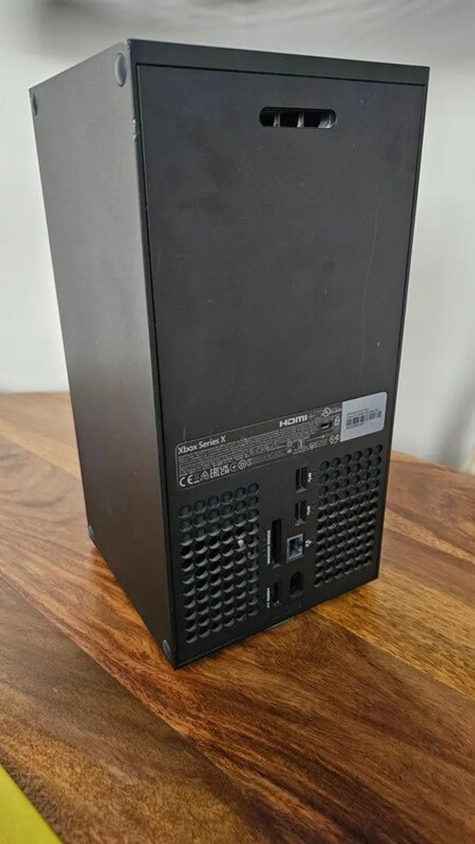 Xbox Series X (with controller and headset) - Image 4