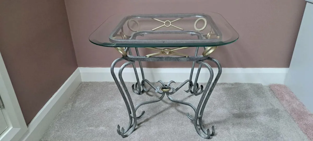 Side table - Image 1