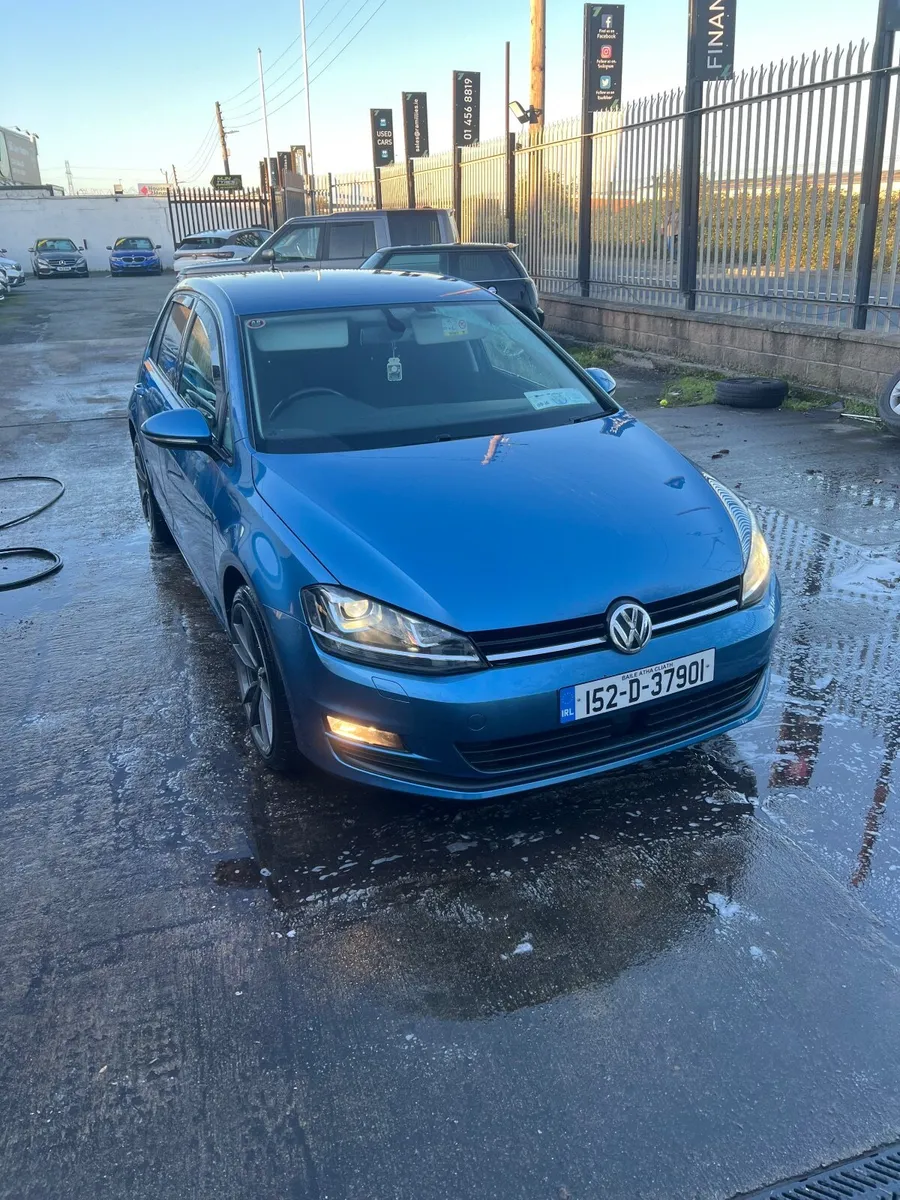 Volkswagen Golf 2015 - Image 1