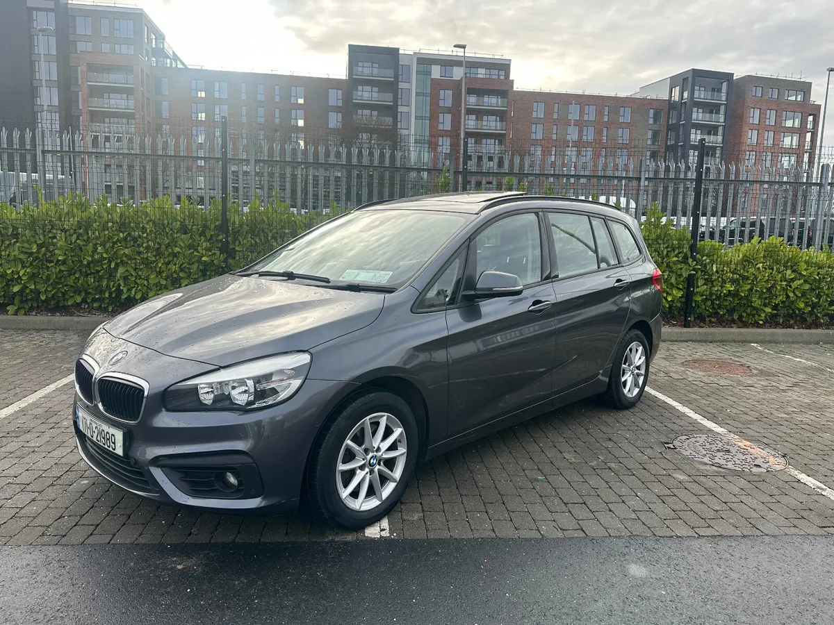 BMW 218D Auto High Spec Sunroof low kms - Image 3