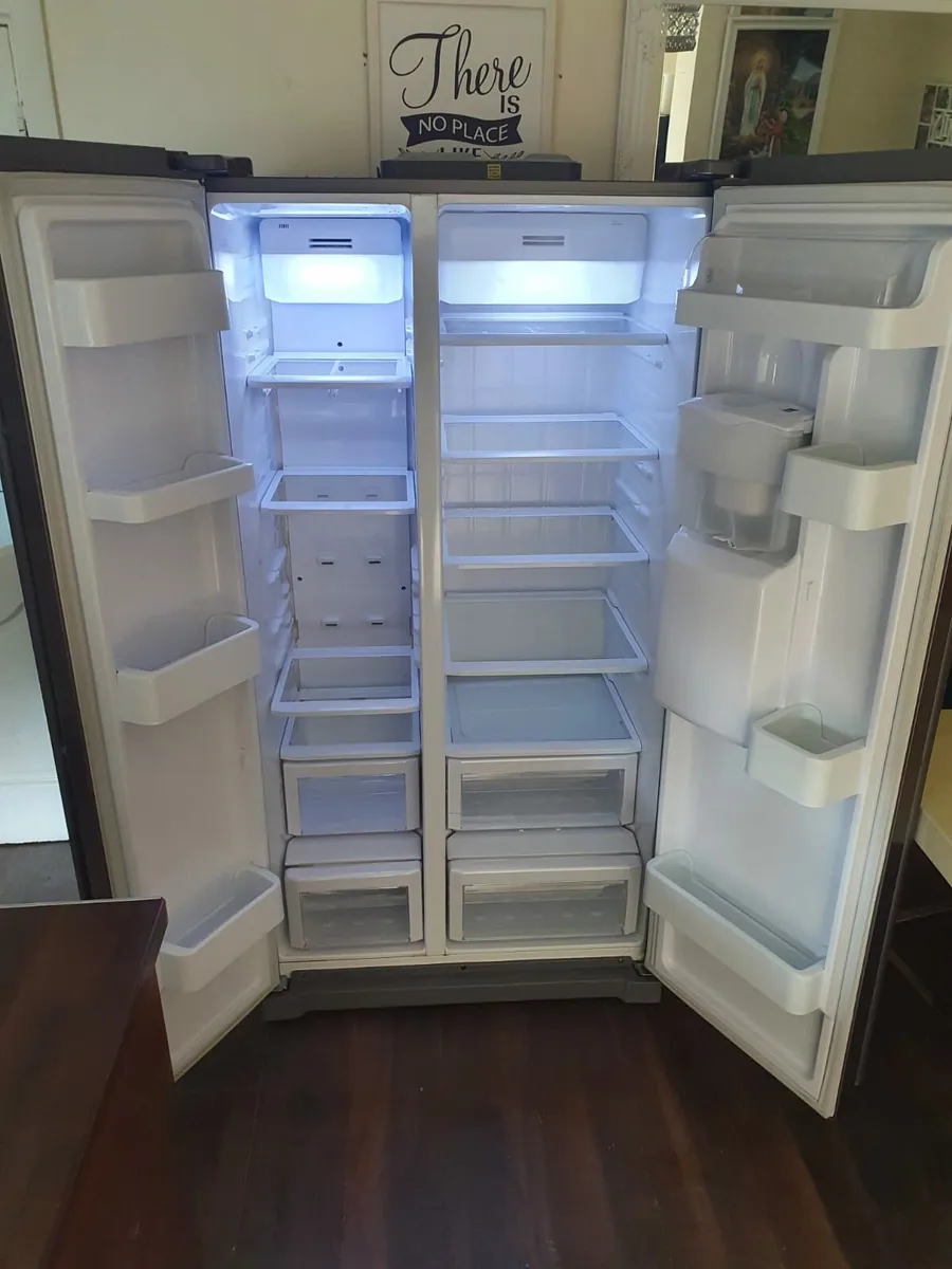 Samsung American Fridge Freezer - Image 2