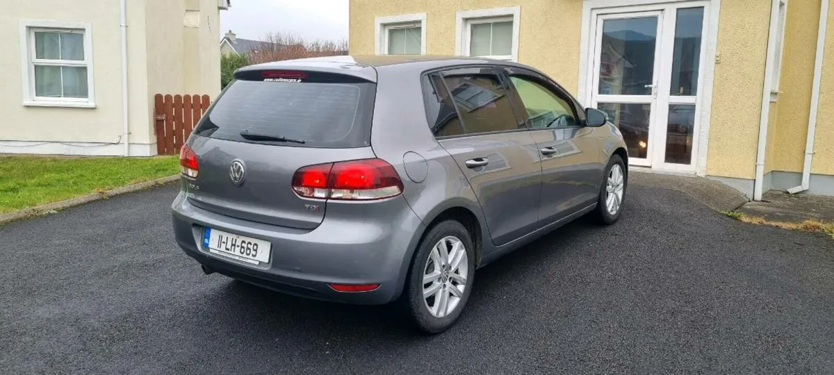 Volkswagen Golf Highline - Image 1