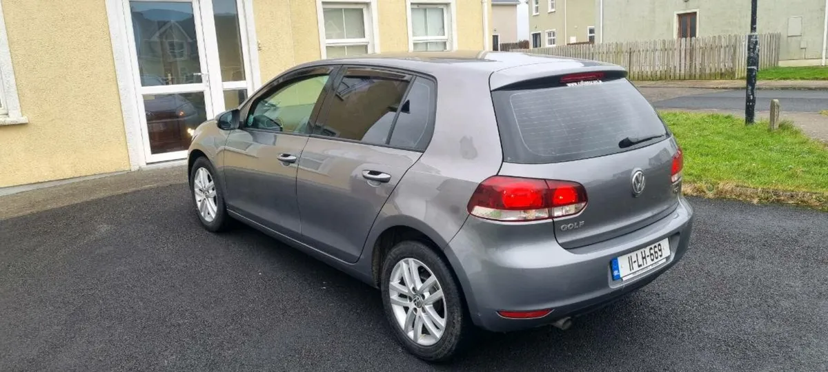 Volkswagen Golf Highline - Image 2