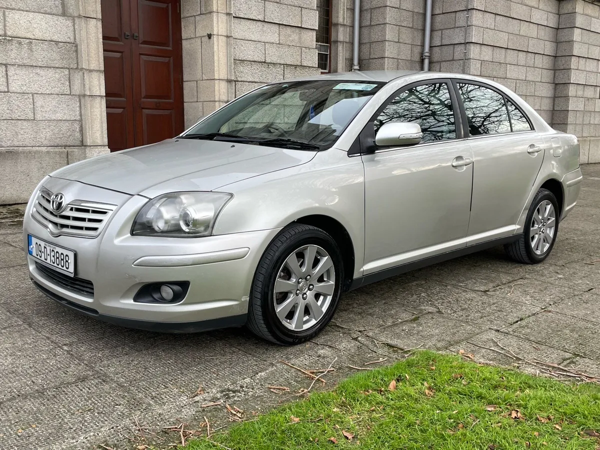 09 Toyota Avensis 1.6 Strata - Image 2