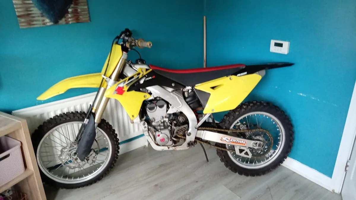 Suzuki RM450 scrambler