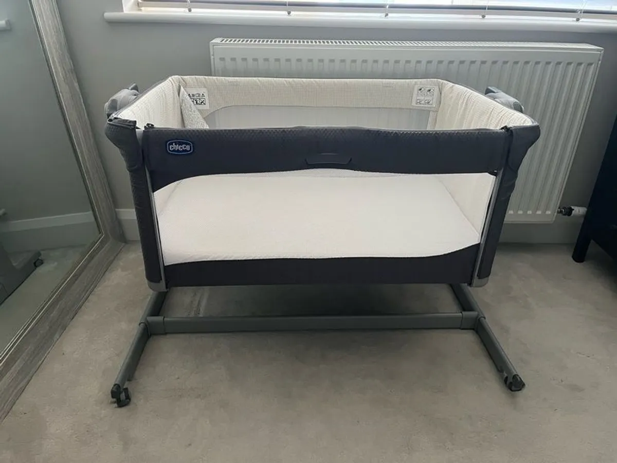 Chicco Next 2 me Crib - Image 1