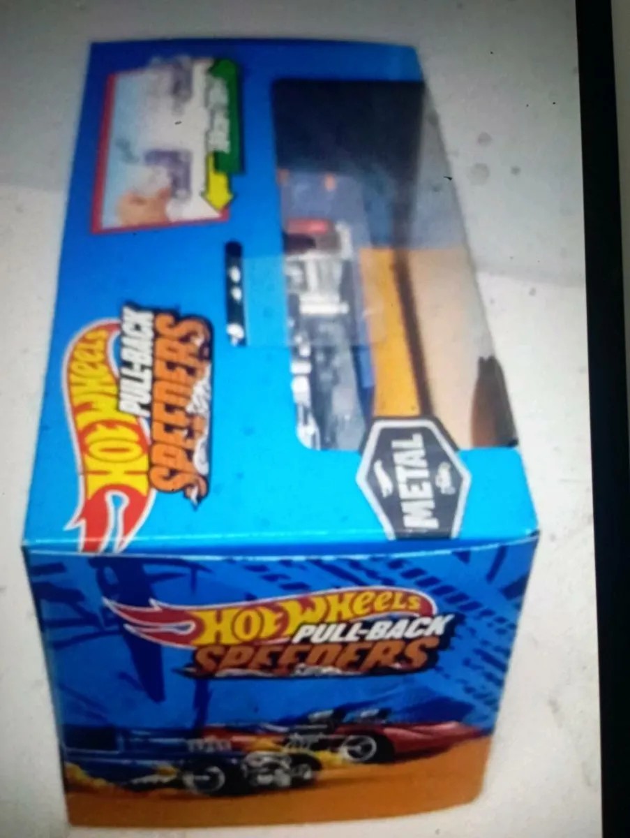 HOT WHEELS DIE-CAST MODLES PULL BACK GO ACTION - Image 4