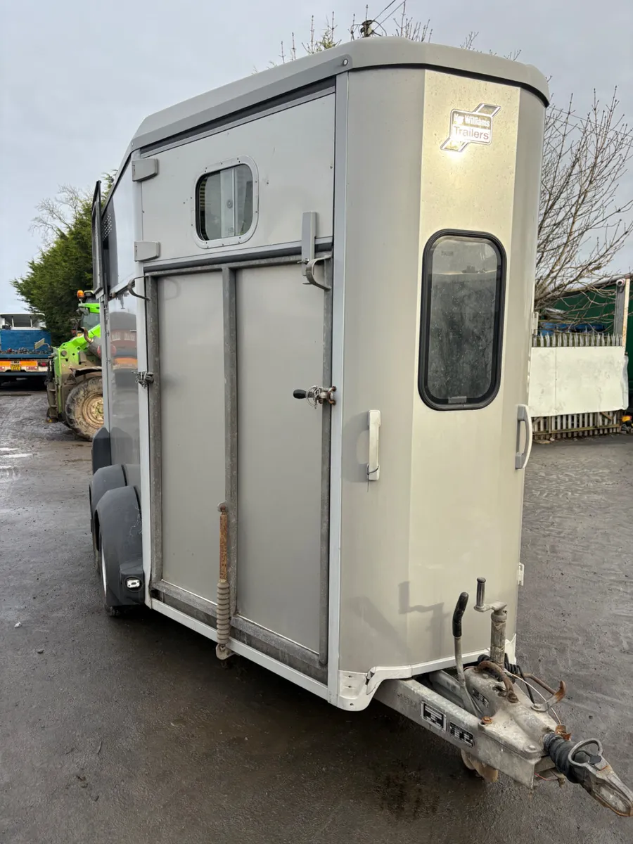 Ifor Williams 511 horse box - Image 2
