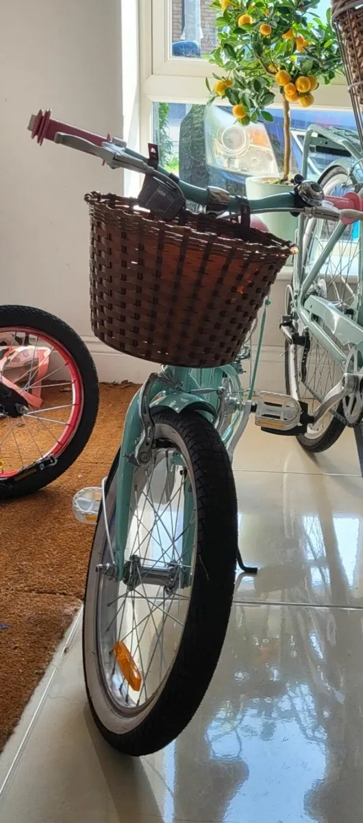 Girls Bike - Image 4